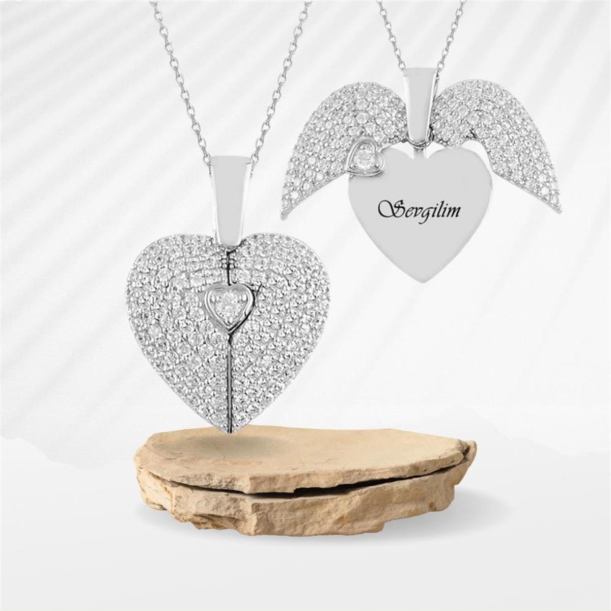 Kişiye Özel Kalp Kolye Kanatlı