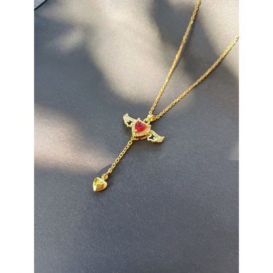 Kırmızı Taşlı Sevgi Meleği Kolye